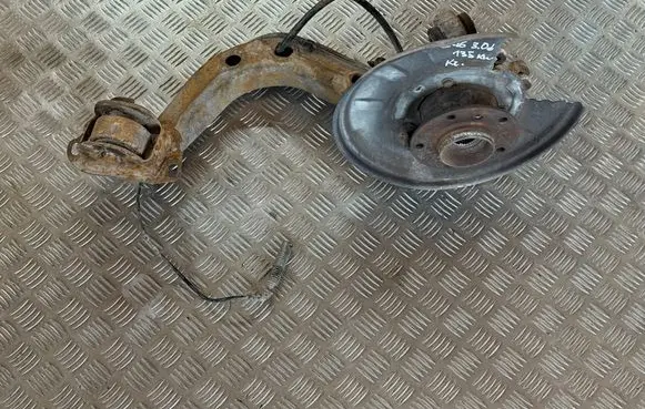 BMW 3 E46 Rear wheel hub spindle/knuckle 