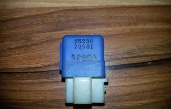 Nissan Patrol Y61 Other relay 25230 79981