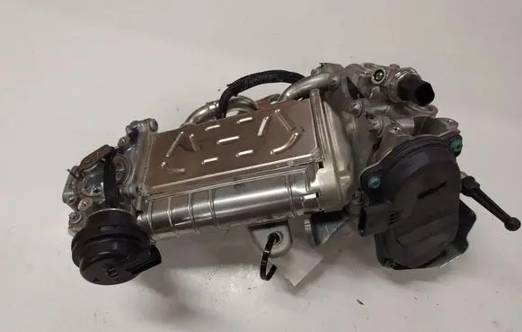 Mercedes-Benz E W213 EGR valve cooler A6541407600 A6541410009 0653432008