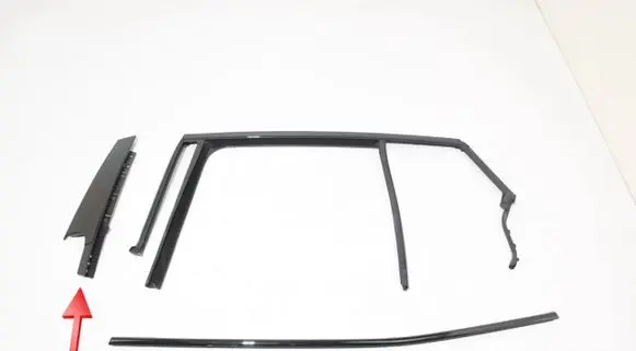 BMW X2 F39 Front door trim (molding) 7420849