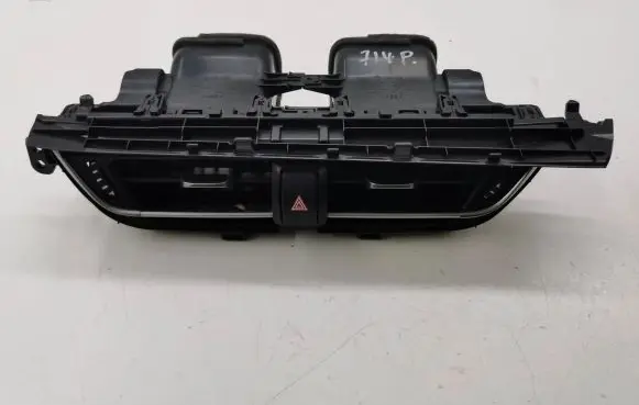Toyota C-HR I Dash center air vent grill 55670F4020