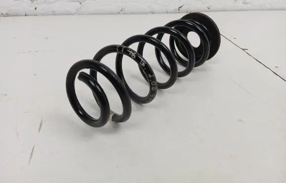 Audi TT TTS RS Mk3 8S Rear coil spring 8S0511115
