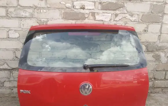 Volkswagen Fox Tailgate/trunk/boot lid