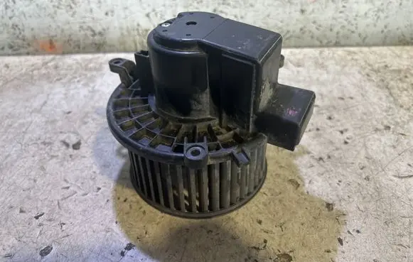 Chrysler Town & Country V Heater fan/blower AY2727000282 H7822 2167A