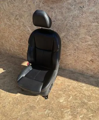 Infiniti Q50 Front driver seat 
