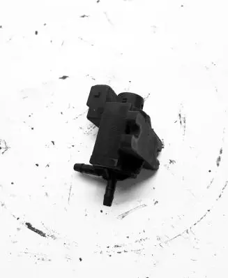 Opel Astra H Engine mount vacuum valve 72244800