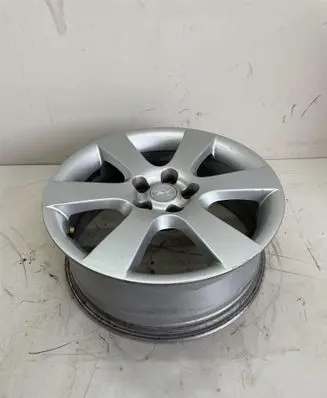 Hyundai Santa Fe R18 alloy rim 529102B180