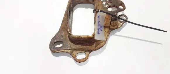 Opel Vectra B Bracket in trunk/boot 