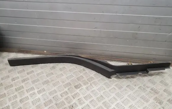 Dodge RAM Rear sill trim cover 1DX73XDVAB 1DX73TRMAB