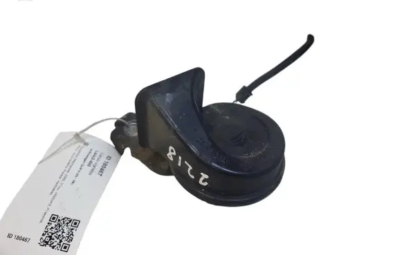 Volkswagen Golf V Horn signal 011157 3881157