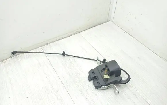 Mercedes-Benz C W205 Seat back rest lock catch 