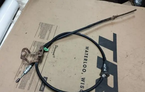 Handbrake/parking brake wiring cable