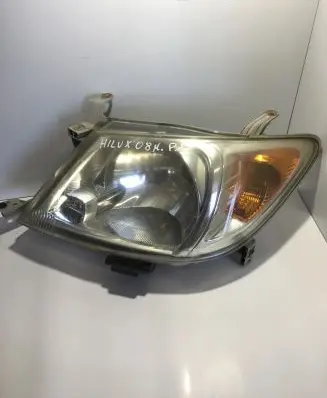Toyota Hilux (AN10, AN20, AN30) Headlight/headlamp 10016517