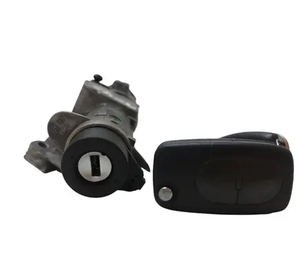 Skoda Fabia Mk1 (6Y) Ignition lock 4B0905851C