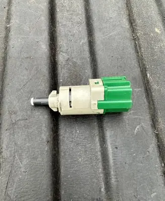 Citroen C3 Aircross Brake pedal sensor switch 9818232480