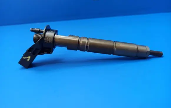 Mercedes-Benz CLS C219 Fuel injector A6420701387 070801 A6MUDZ7BWU
