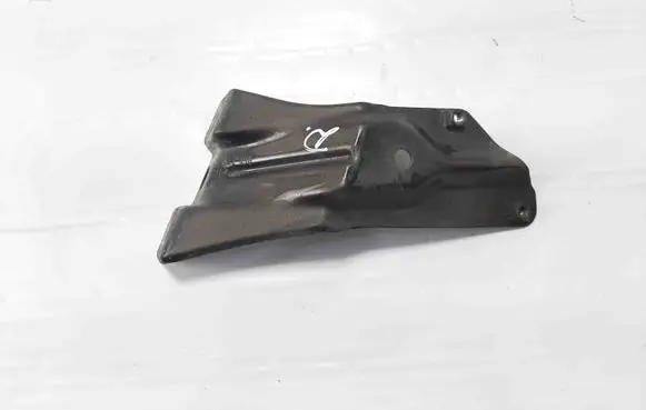 Volkswagen Golf VII Fender mounting bracket 5K6821138