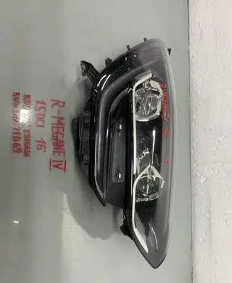 Renault Megane IV Headlight/headlamp 90060925