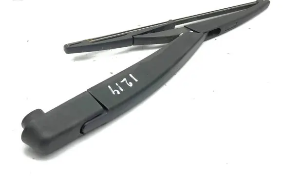 BMW i3 Rear wiper blade arm