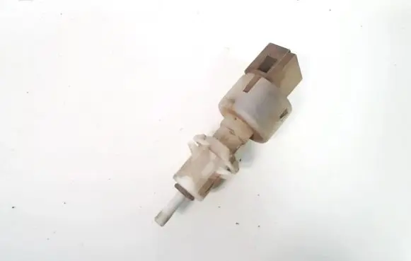 Iveco Daily 40.8 Brake pedal sensor switch b365