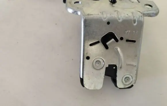 Audi A8 S8 D4 4H Tailgate/trunk/boot lock/catch/latch 4H0827505