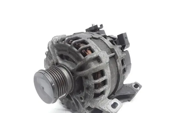 Volvo V60 Generator/alternator 30659131