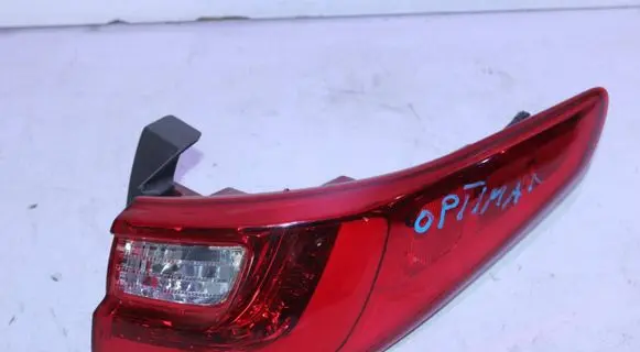 KIA Optima Rear/tail lights