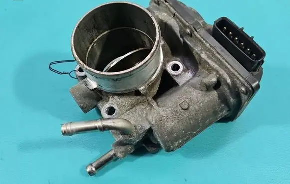 Toyota RAV 4 (XA40) Throttle body valve 261000R020 IMPRK1568078