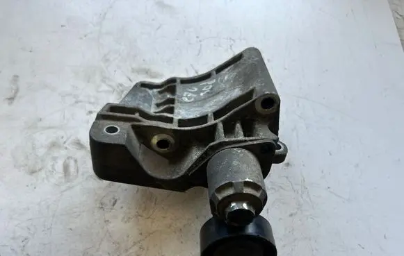 BMW X5 E70 Engine mounting bracket 59280110