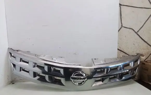 Nissan Murano Z50 Front bumper upper radiator grill DS0724701