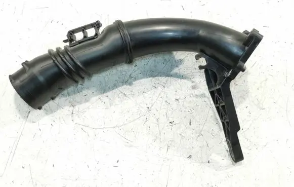 Volvo V60 Intercooler hose/pipe AV6Q9351BC