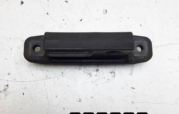 Toyota Avensis T270 Tailgate/trunk/boot open switch PM5V43