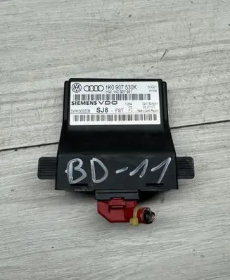 Volkswagen PASSAT B6 Gateway control module 1K0907530K 1K0907951
