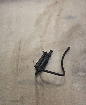 Audi A8 S8 D2 4D Windscreen/windshield washer pump 