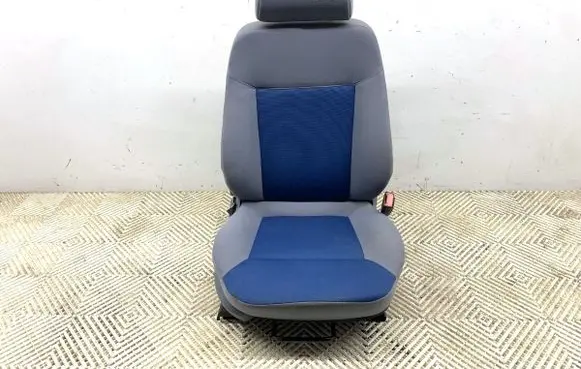 Opel Astra H Front passenger seat 