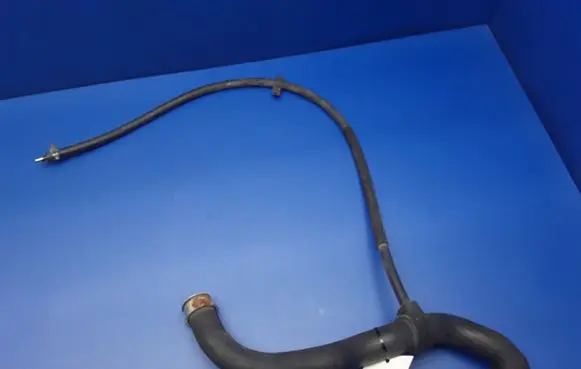 Mercedes-Benz CLK A209 C209 Engine coolant pipe/hose