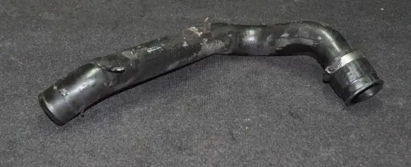 Audi A4 S4 B7 8E 8H Intercooler hose/pipe