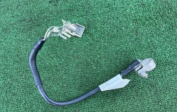 Volkswagen Tiguan Negative earth cable (battery) 5Q0971235F
