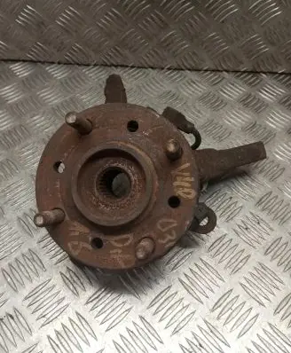 Volvo S40, V40 Front wheel hub