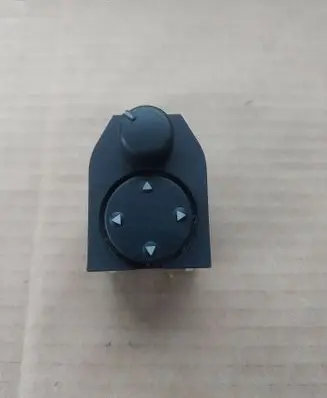 Wing mirror switch