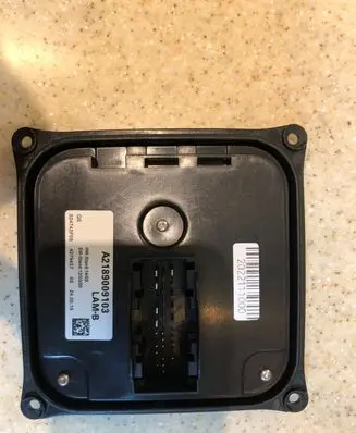Mercedes-Benz CLS C218 X218 Headlight ballast module Xenon A2189009103