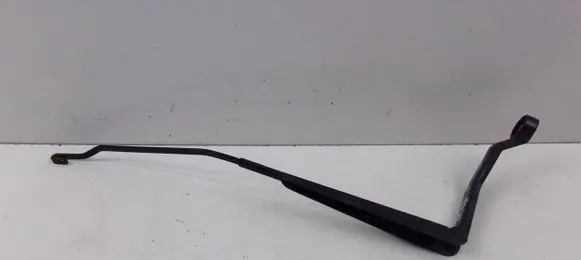 Nissan Almera Tino Front wiper blade arm