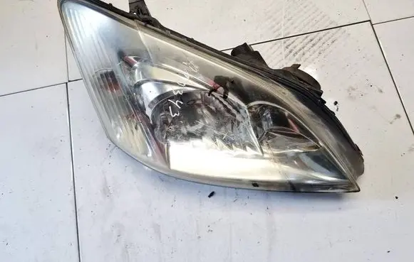 Toyota Corolla E120 E130 Headlight/headlamp 89006309