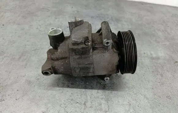 Seat Leon (1P) Air conditioning (A/C) compressor (pump) 5N0820803ADELPHI