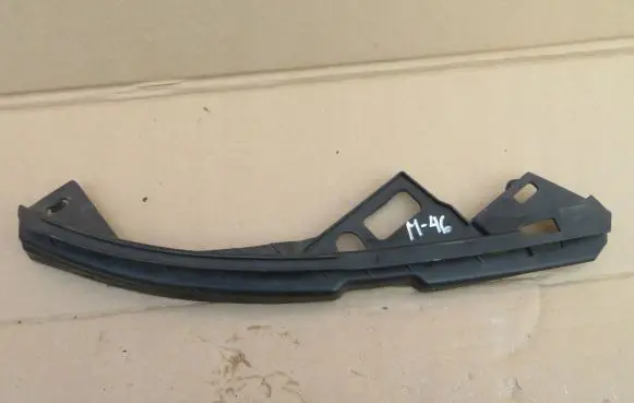 Headlight/headlamp mounting bracket