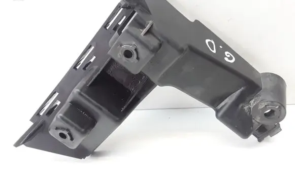 Volvo XC70 Rear bumper mounting bracket 30678651