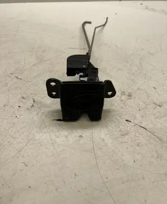 Hyundai Santa Fe Tailgate/trunk/boot lock/catch/latch 812302B000