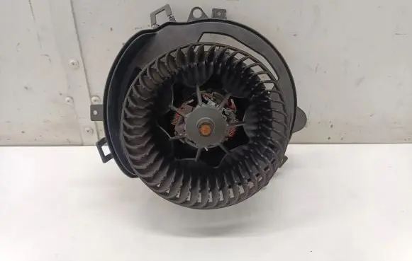 Audi TT TTS RS Mk3 8S Heater fan/blower 5Q2819021A