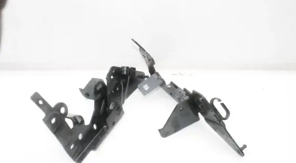 Audi A7 S7 4G Tailgate/trunk/boot hinge 4G8827857S