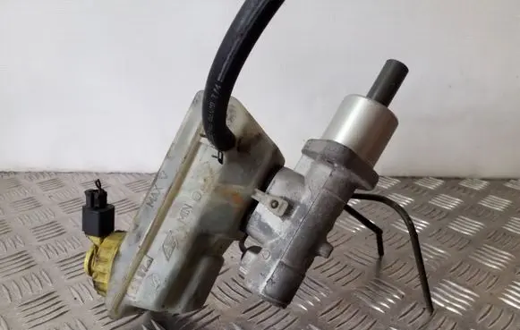 Ford Galaxy Master brake cylinder 7M1611303